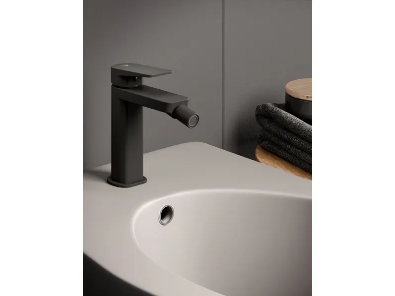 Rubinetto Deck Carbon bidet di AZero bagni