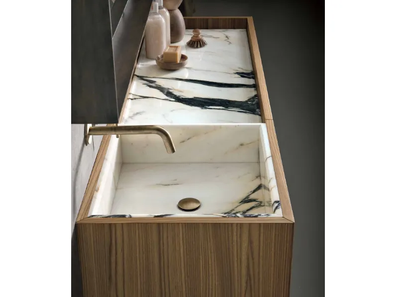 Mobile da Bagno sospeso con piano e lavabo integrato in marmo Paonazzetto Must 04 di Altamarea