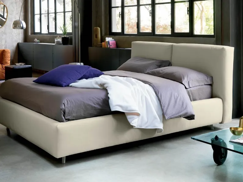 Letto con box contenitore in tessuto imbottito Kuna di Bontempi Letti Design