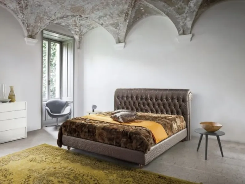 Letto con testiera capitonné London di Baiardi