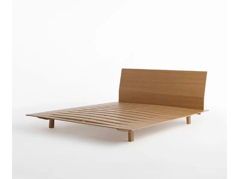 Letto in legno con testiera Sottiletto di Horm