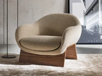 Boolean armchair