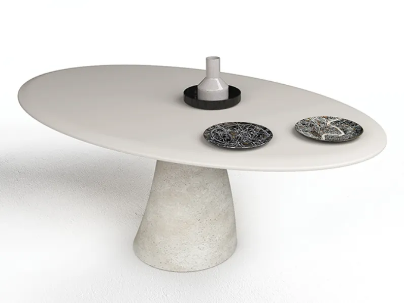 Tavolo Malone con top in legno laccato Bianco e base in cemento di Minotti Italia