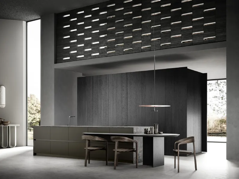 Cucina Design con isola Sistema 22 Sofisticata in laccato bronzo e rovere di Alta Cucine