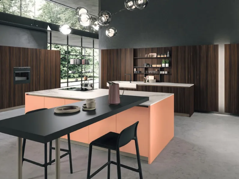 Cucina Design con isola Volare in legno e laccato opaco con top in laminato di Aran