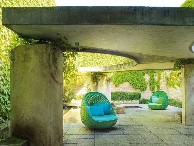 Poltrona da giardino Orbitry di Paola Lenti