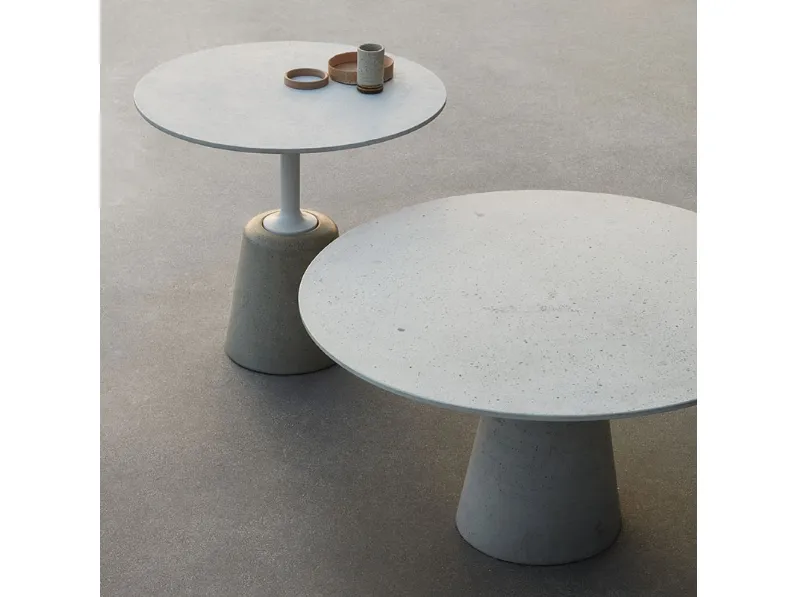 Tavolino in cemento Rock Table Mini di MDF Italia