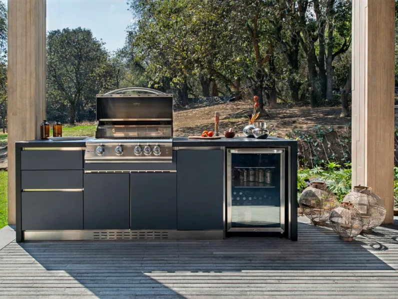 Cucina da esterno Via Nolfi in acciaio inox laccato grigio di OF Outdoor kitchens